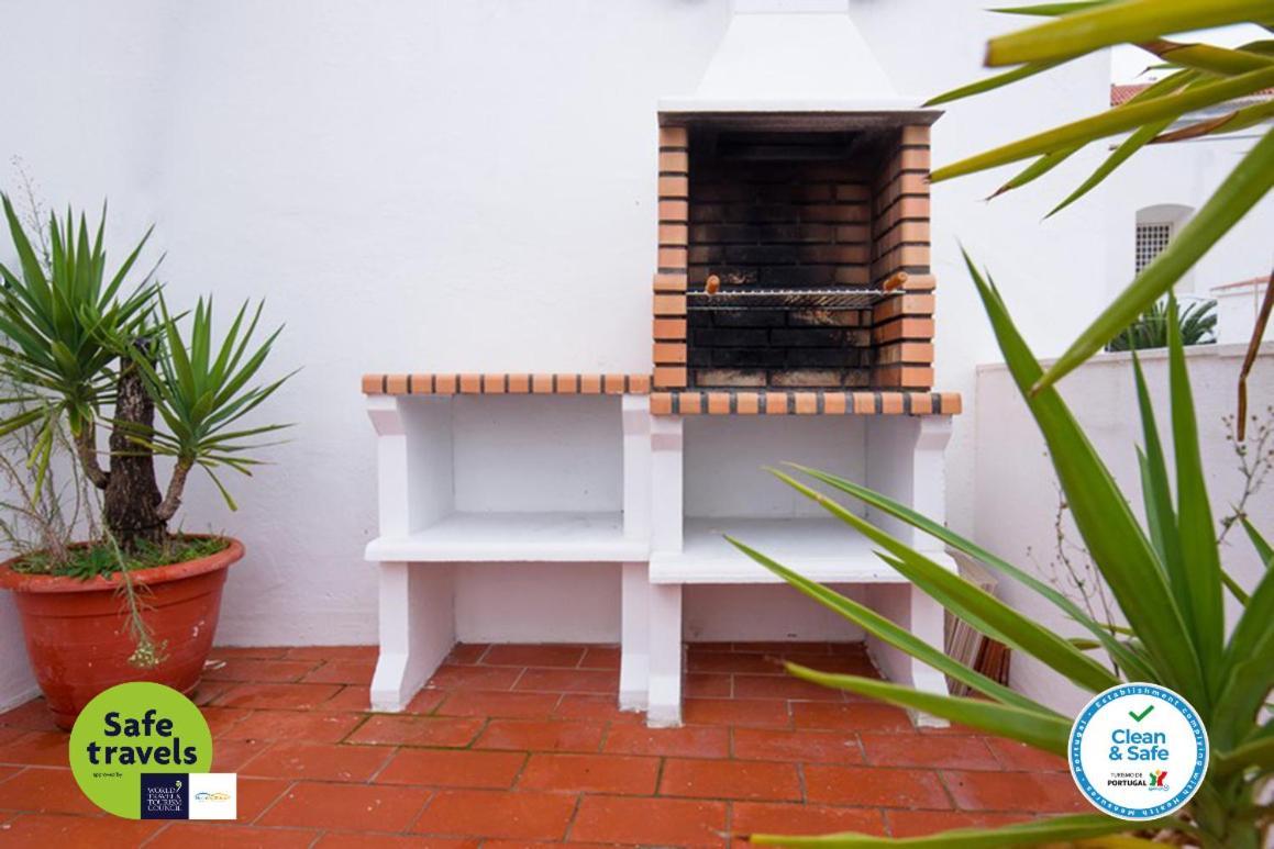 Lena'S Beach House By Hellovacations Albufeira Eksteriør bilde