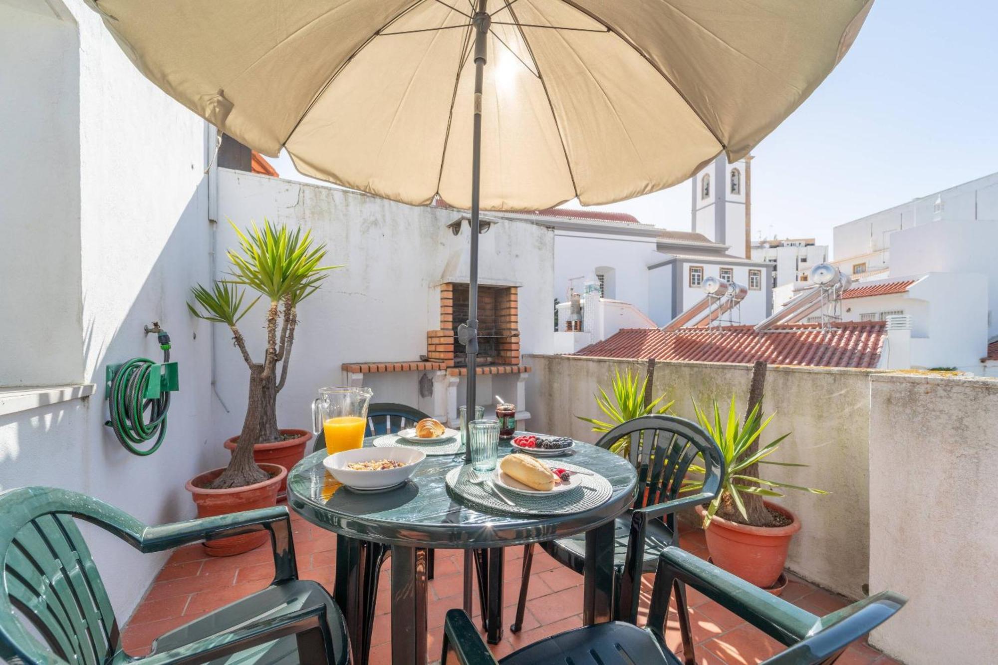 Lena'S Beach House By Hellovacations Albufeira Eksteriør bilde